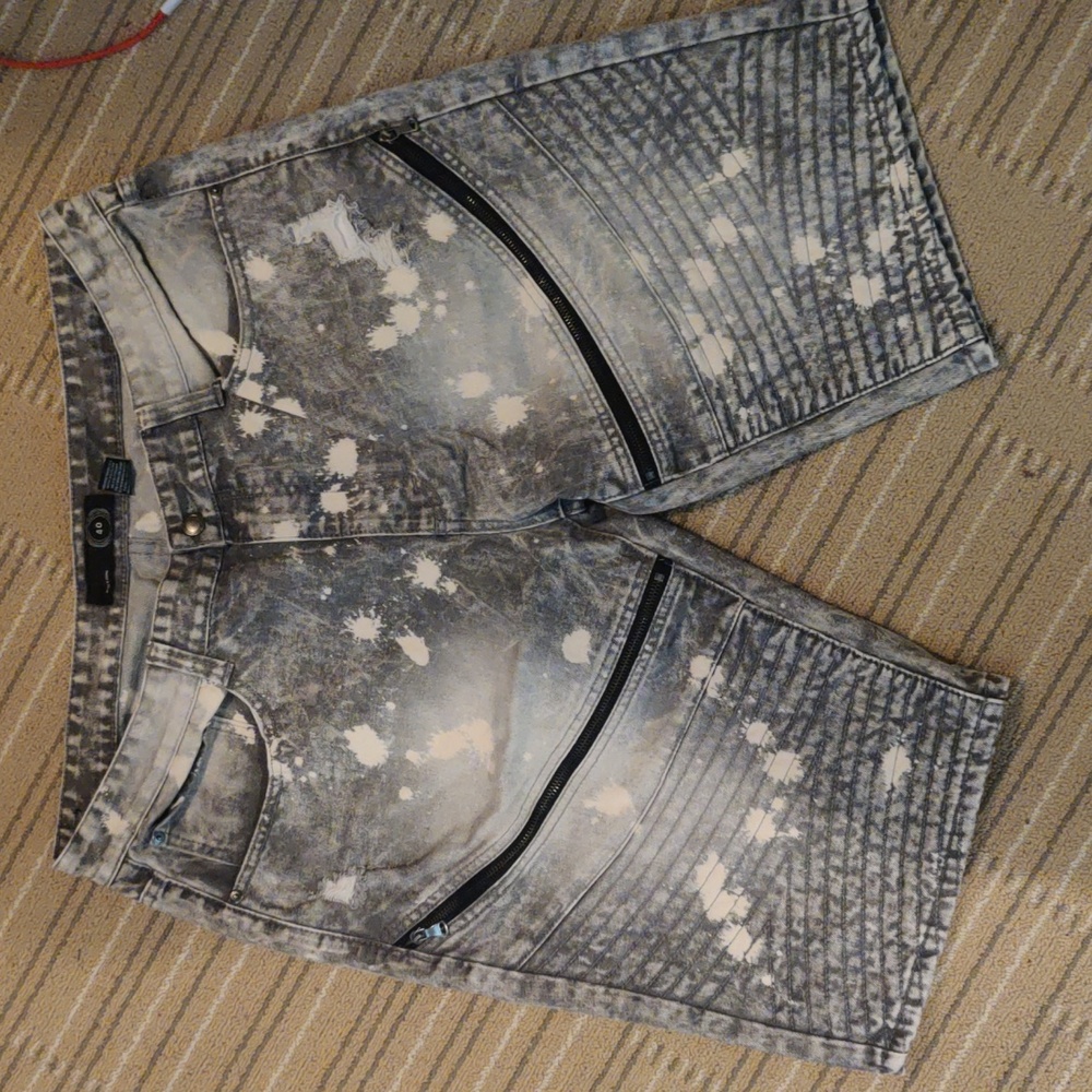 Splatter shirts black gray and white size 40